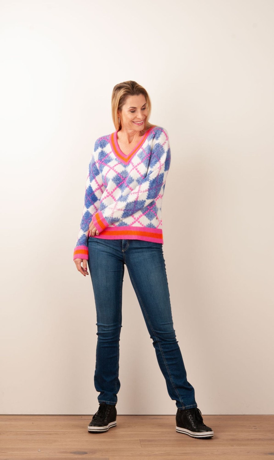 Kleidung Grace | Pullover „Karo" Weis | Blau | Pink